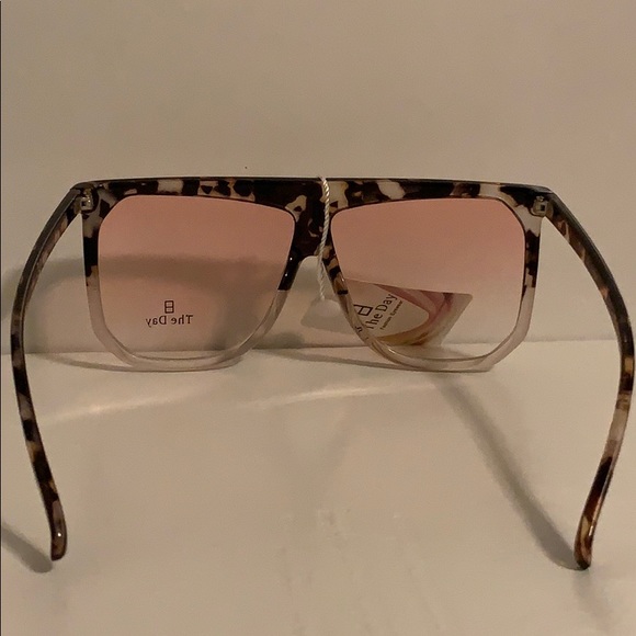 🆕 🆑 SUNGLASSES - Picture 3 of 8